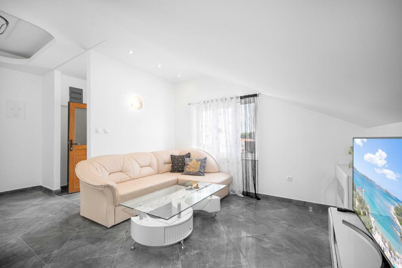 Apartments Lipic Vodice Dış mekan fotoğraf